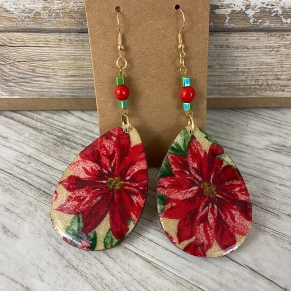 Christmas Poinsettia Earrings Red Green Tear Drop Dangle Beaded French Wire Gold - Picture 7 of 8